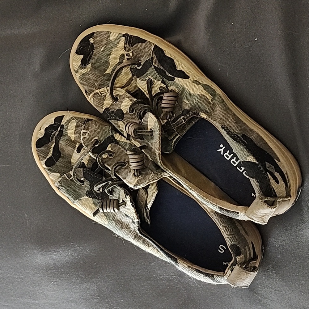 gym shoe